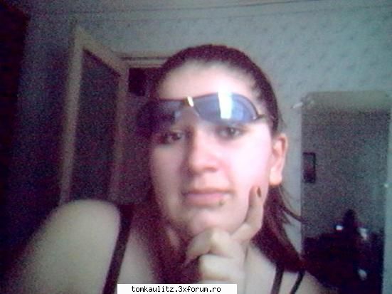 deci..cine suntem??? yos alexandra din bacau ani si-s dupa tom dar dupa bill (una poza mai haioasa