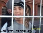 tom e my mea, dar sa-shi dea my multe fane parerea liebe tom:rotfl: pana la urma...de cine va place