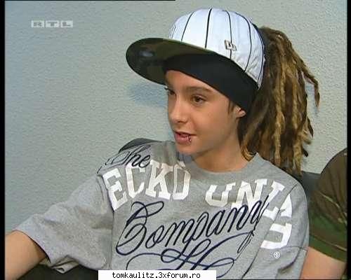 parere aveti despre tomy? potzi cuv bun rau tot!!
