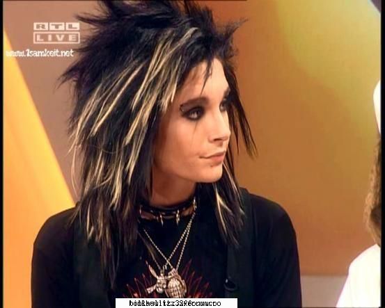 love bill ever aaa tom have girlfriend keep adik fla v-ati dat seama?  
