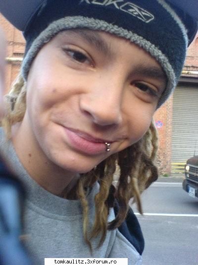 Cele mai cool poze cu Tommy...:))) - Zeze_super_mega_fan - Tom`s Gallery