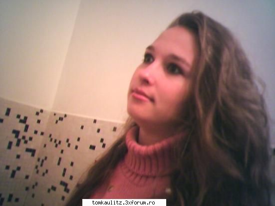 Deci..cine suntem??? - aaa scz am 16 anisori:P...asta-s eu k sa ma - Noi fetele..cine suntem???