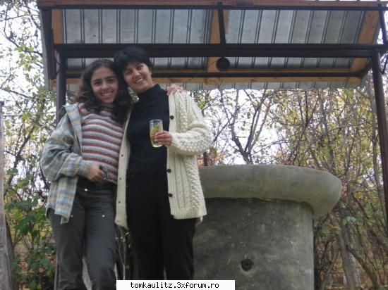 Deci..cine suntem??? - Mai am dak mai vretzi... Eu sunt cea cu ploverul - Noi fetele..cine suntem???