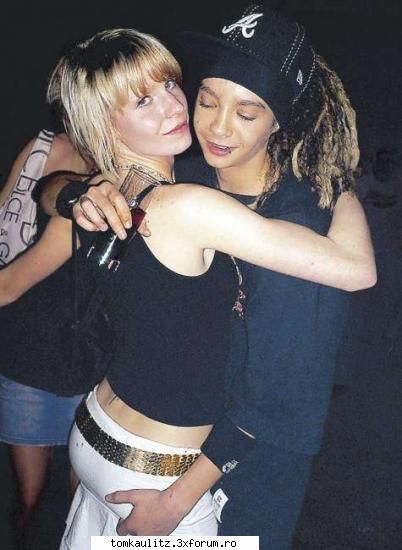 ce fete kredetzi k ii plak lui tom? - rocksa_black_rose - Ce ne place la Tom???