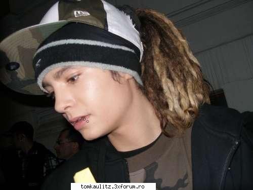 o zi cu tom !!! - anna_kaulitz esti f f f dragutza!! ...da, da...sa - Ce ne place la Tom???