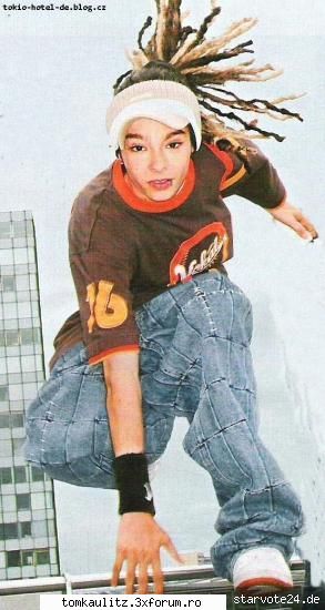 poze funny q Tom - o poza FuNnY? Voila! - TOKIO HOTEL SCANS & PHOTOS