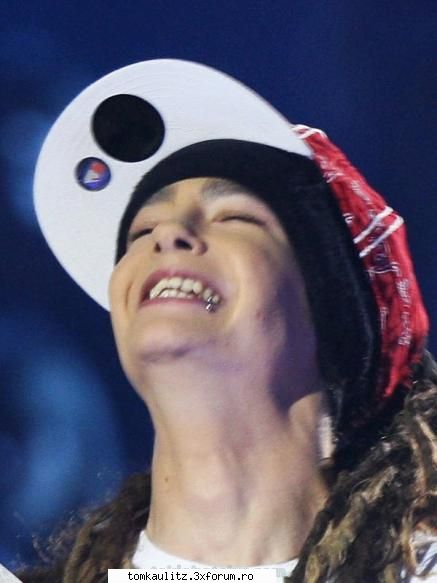 poze funny q Tom - tooooom ce faceai? :x :x :x - TOKIO HOTEL SCANS & PHOTOS