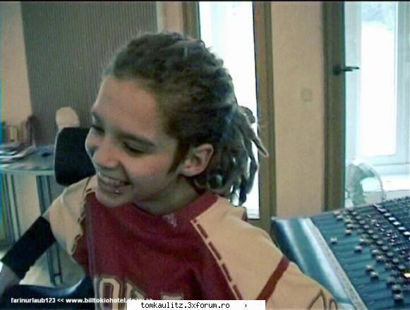 tom pe vremuri.... - tokiohotel_princesse - TOKIO HOTEL SCANS & PHOTOS